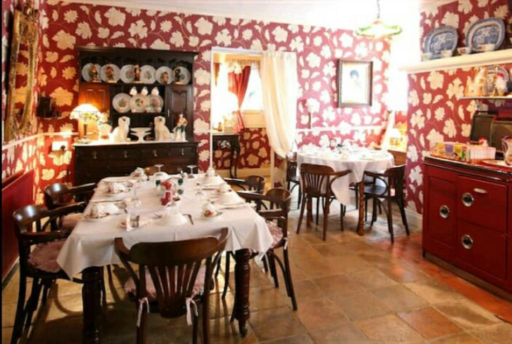 Charlemont House Alojamento de Acomodação e Pequeno-almoço 4*