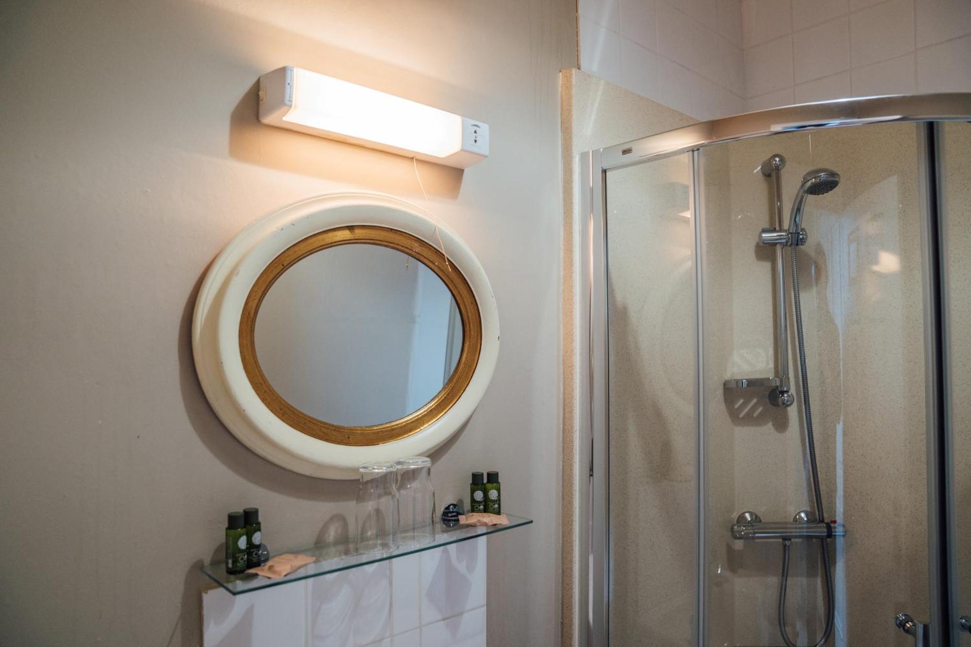 Charlemont House 4* Moy