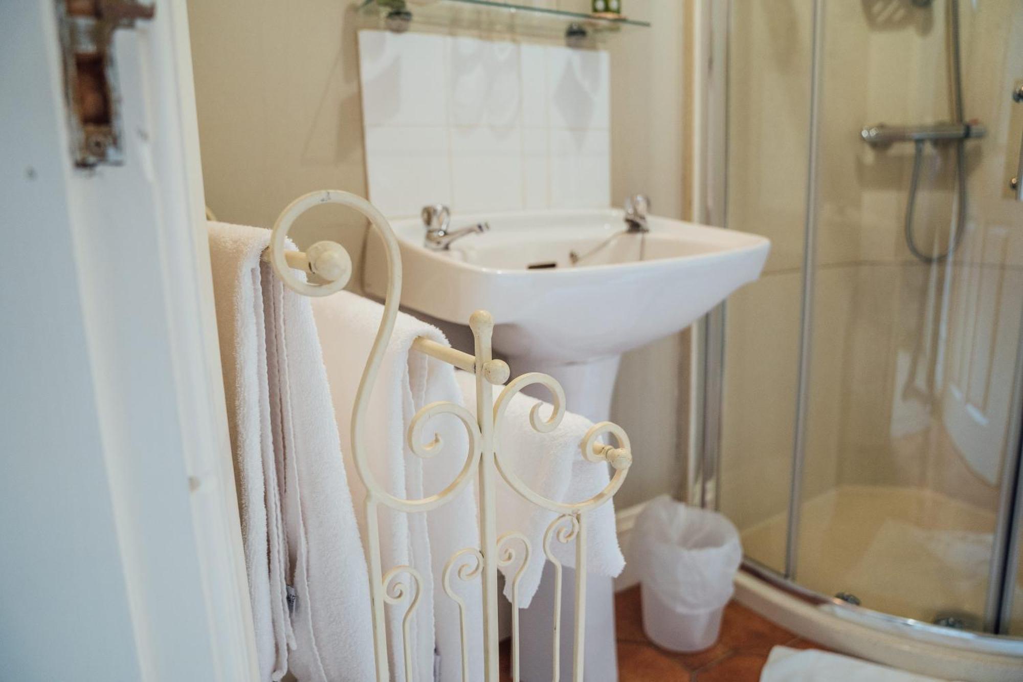 Charlemont House Bed & Breakfast
