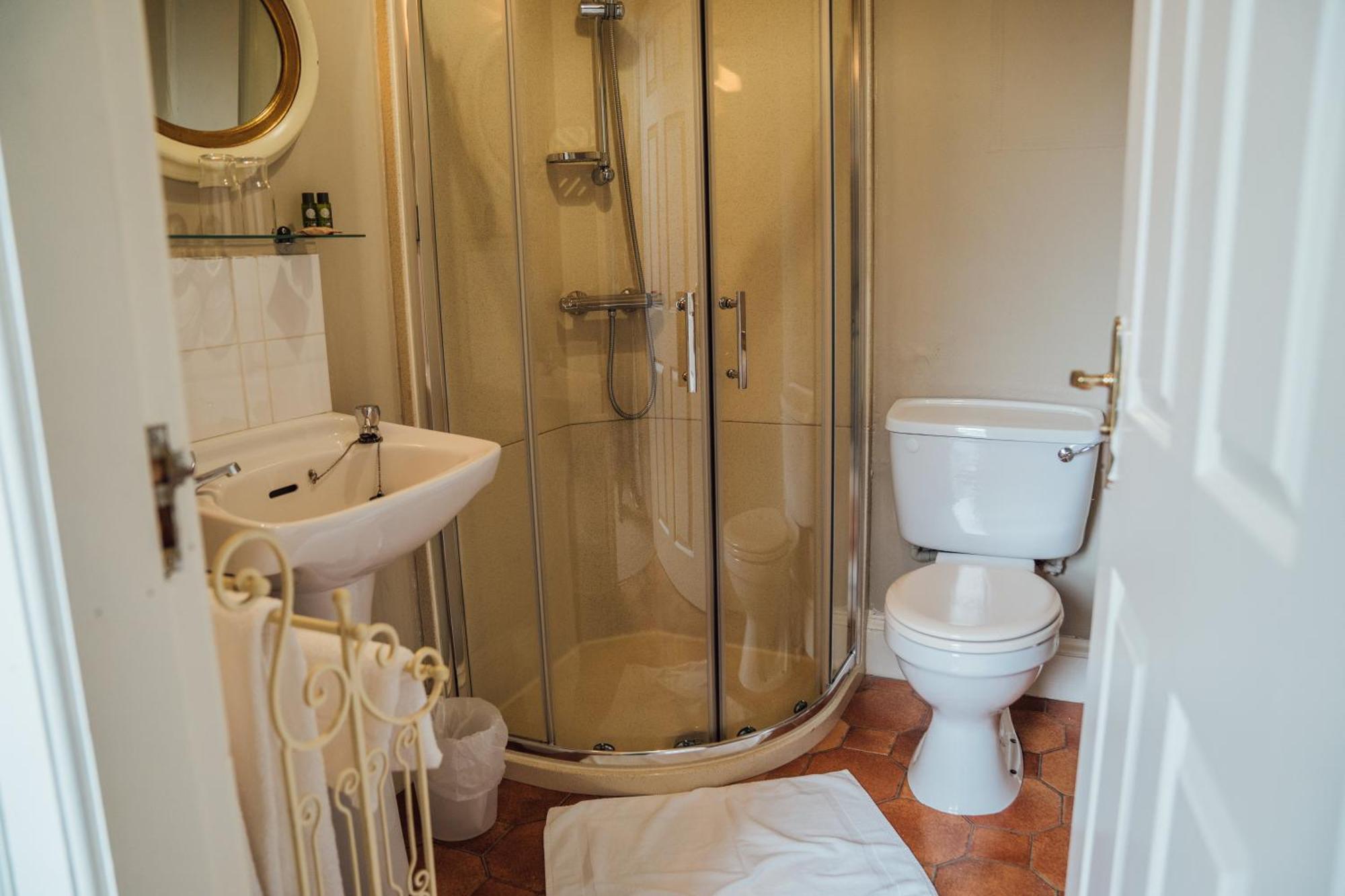 Charlemont House Bed & Breakfast 4*