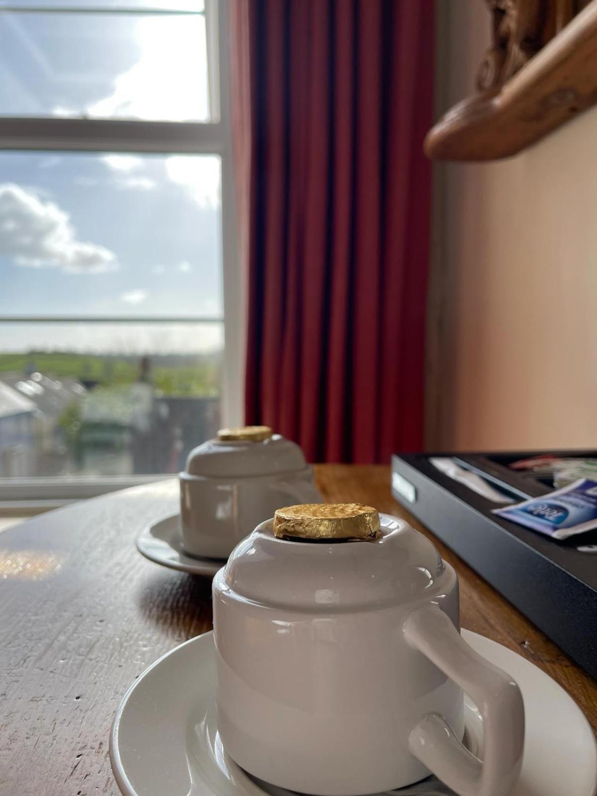 Bed & Breakfast Charlemont House Moy
