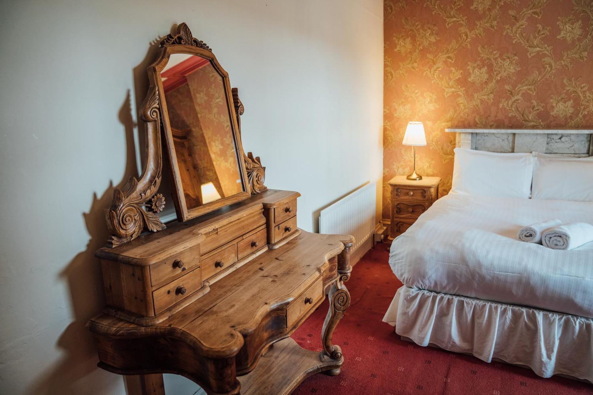 Charlemont House 4* Moy