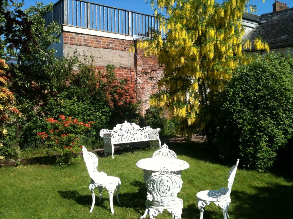 Bed & Breakfast Charlemont House 4*
