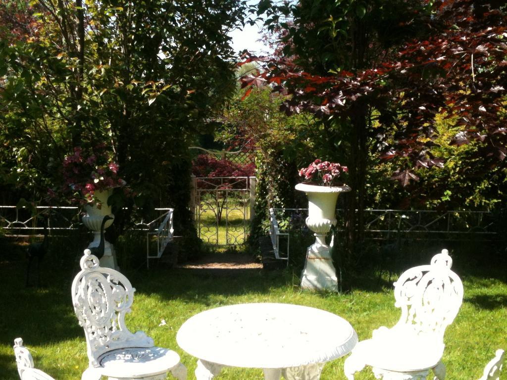 Bed & Breakfast Charlemont House
