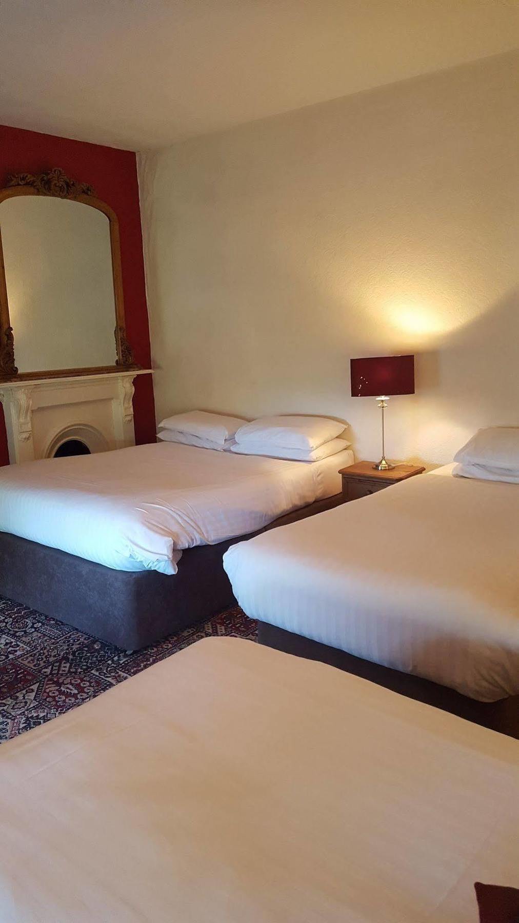Charlemont House Bed & Breakfast